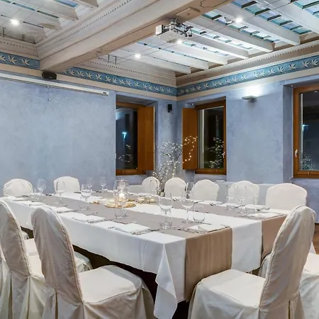 Boutique & Business La Tureta 4*