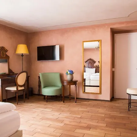 Boutique & Business La Tureta 4*
